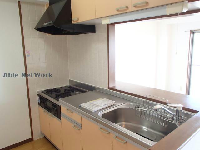 キッチン　※同物件別部屋の写真です。