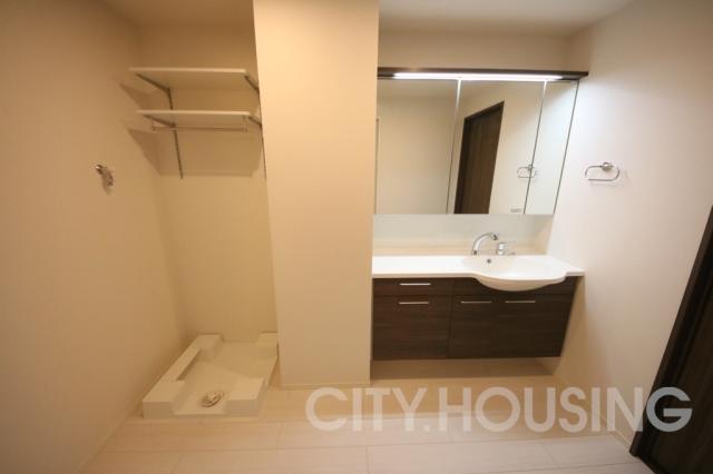 洗面設備　※同タイプ部屋の写真です。