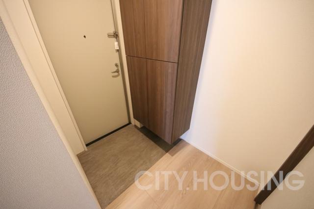 玄関　※同タイプ部屋の写真です。