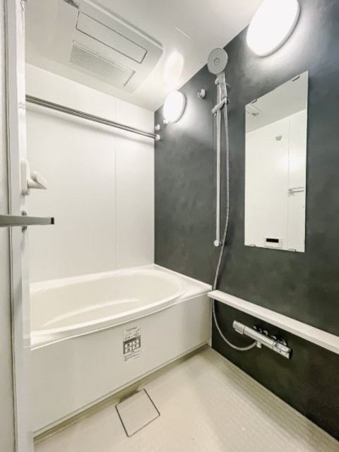 バス・シャワールーム　※写真は同タイプ住戸です。