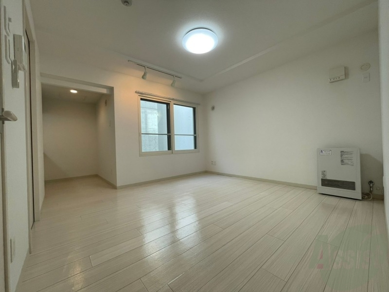 居室・リビング　広くてキレイな洋室が広がっていて、充実した生活が送れそう。