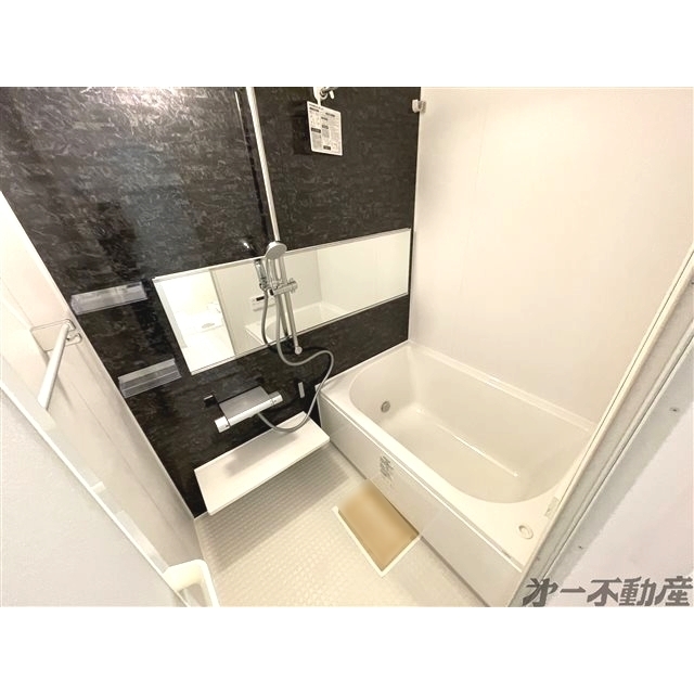 バス・シャワールーム　バルコニー