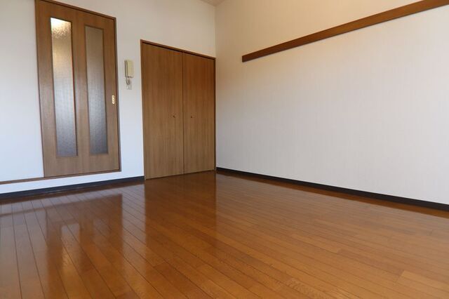 居室・リビング　※別室の参考写真の為、現況優先です。