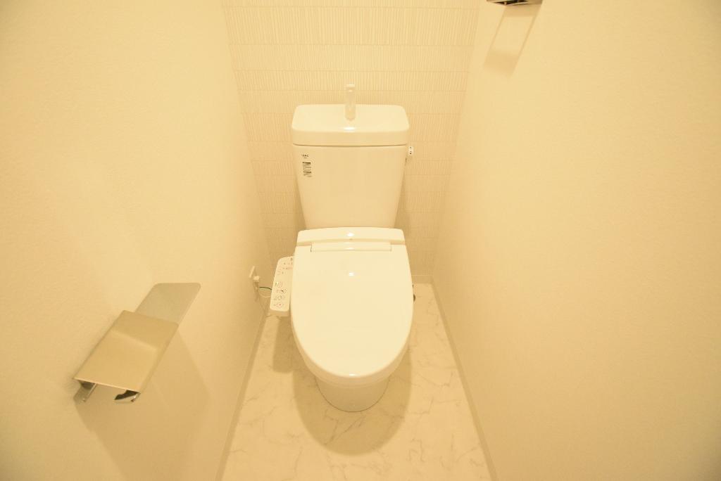 トイレ　シャワー付トイレ