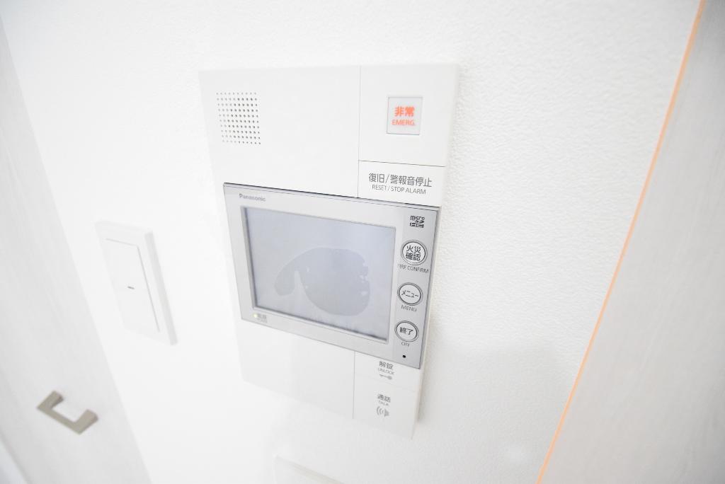 セキュリティ　カメラ付インターホン