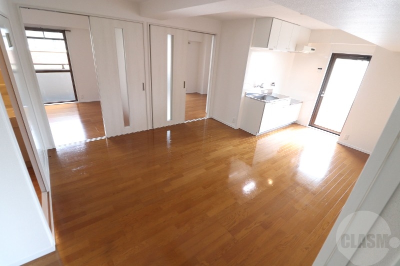 居室・リビング　広々としたリビングです