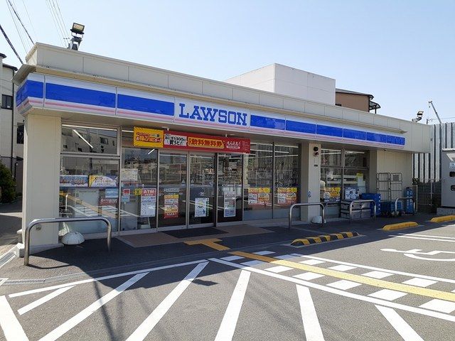 コンビニ　ローソン様（コンビニ）まで203m