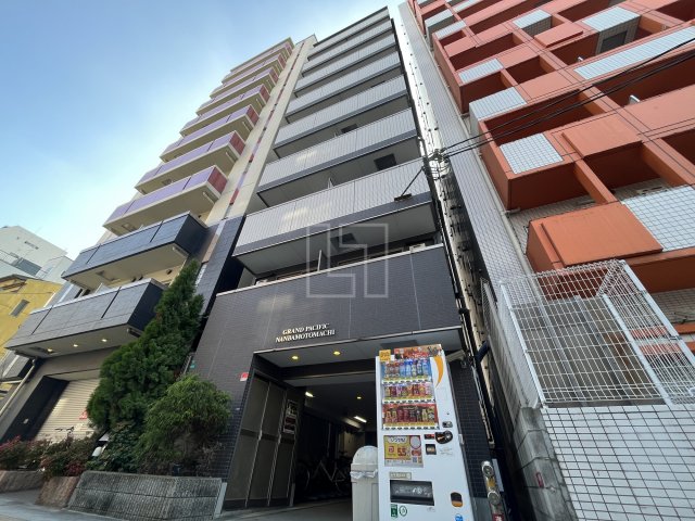 建物外観　グラパシフィック難波元町　外観