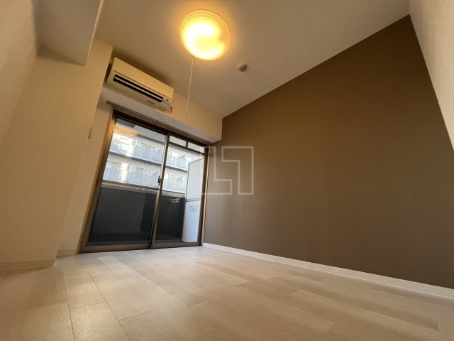 居室・リビング　グラパシフィック難波元町　洋室