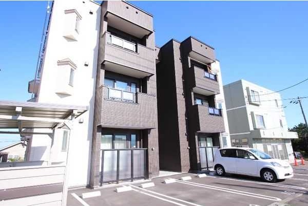 建物外観　陽当たり良好のお部屋です♪