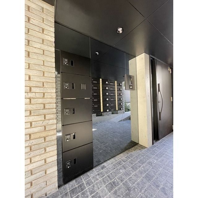 その他共有部分　宅配ボックスもあります♪