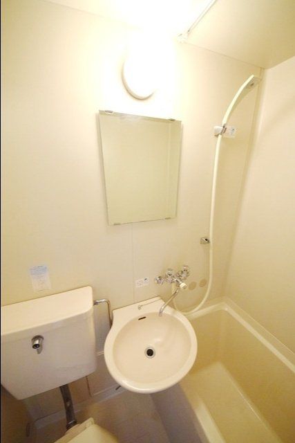 洗面設備　★外出前はこちらの洗面台で★