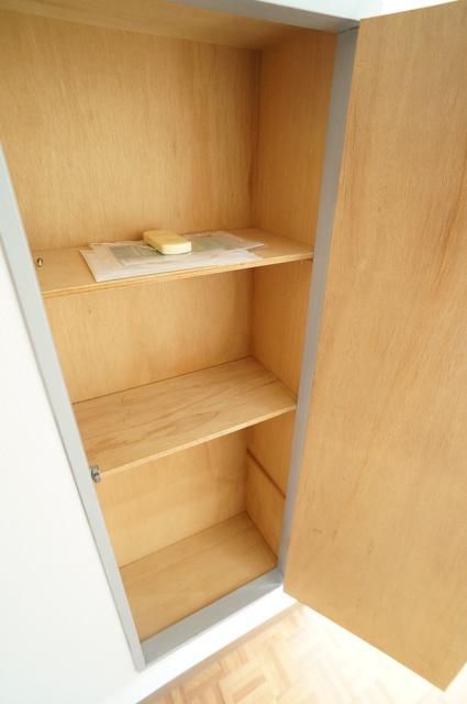 収納　多目的に使える収納あり。使い道は自由自在です！
