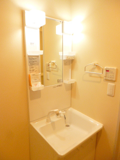 洗面設備　★人気のシャンプードレッサー★