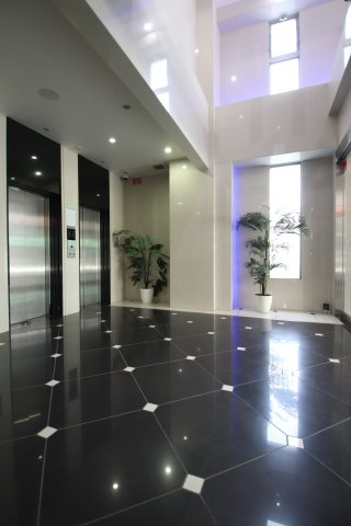 ロビー　建物の内部です