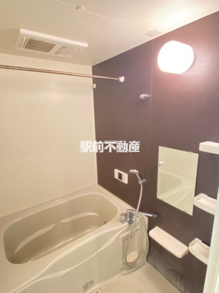 バス・シャワールーム　反転タイプ