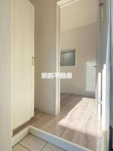 玄関　反転タイプ