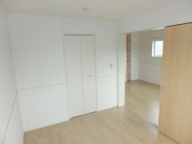 その他部屋・スペース　綺麗なフローリング張りです