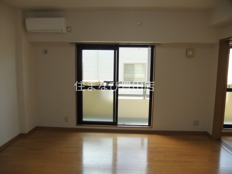 居室・リビング　同型タイプ