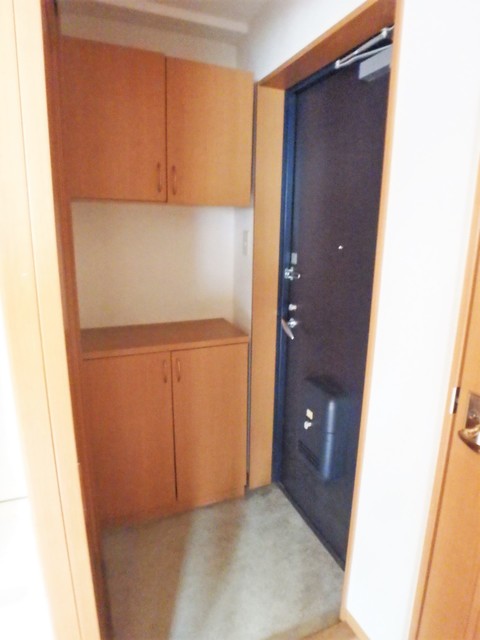 玄関　別部屋参考写真です