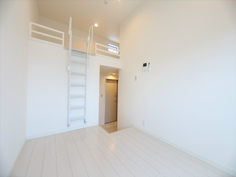 居室・リビング　洋室4.5帖　ロフト4.5帖（収納でもお部屋でも使えます）