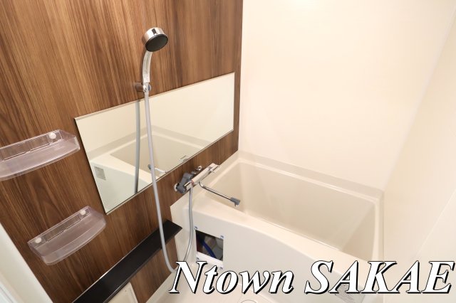 バス・シャワールーム　ゆったり過ごせるお風呂です