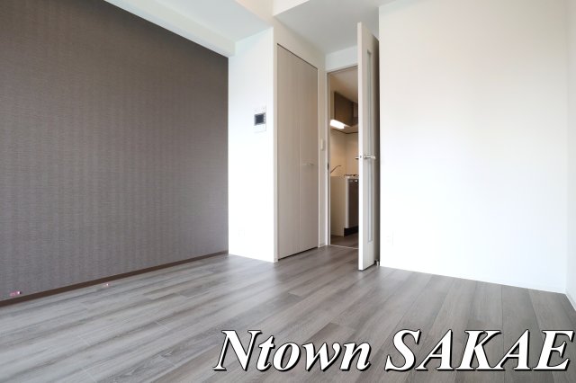 居室・リビング　こちらの居間で趣味の時間をお楽しみください