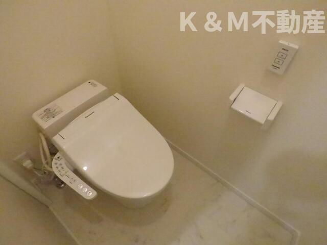 トイレ　ゆったりとした空間のトイレです