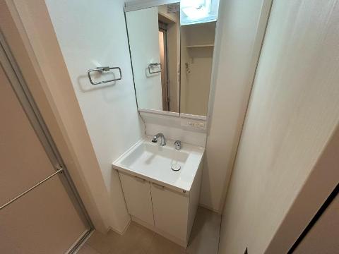 洗面設備　洗髪洗面化粧台