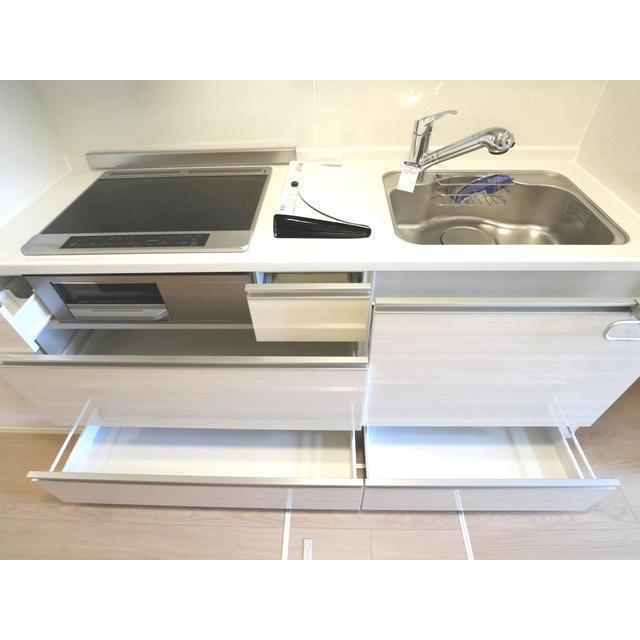 キッチン　※写真は同型物件のものです。