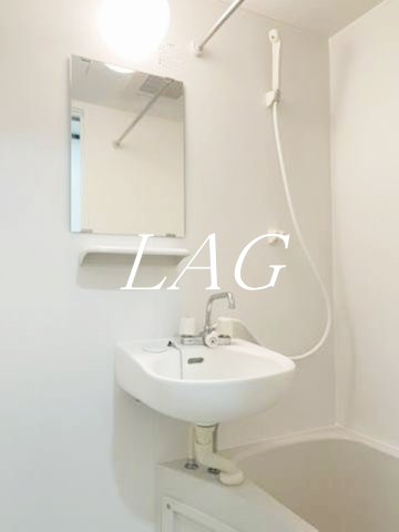 洗面設備　洗面台です。