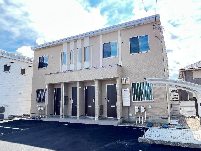 エントランス　外観写真（昼）