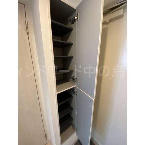 玄関　詳細は、ウィンドワード中の島店までご相談下さい。