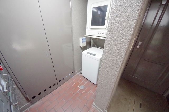 その他共有部分　コインランドリー