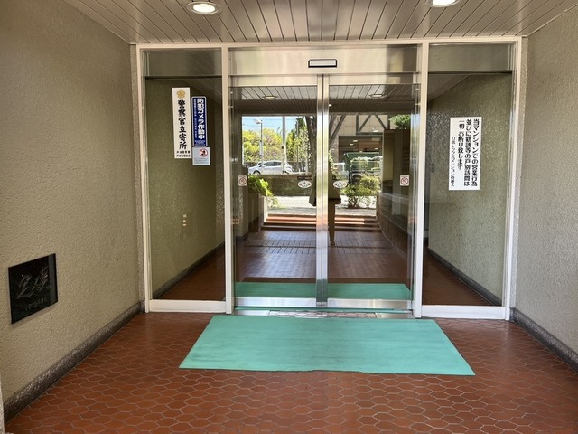 エントランス　エントランス