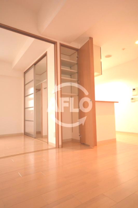 その他部屋・スペース　レインボーコート谷町五　開放的な室内