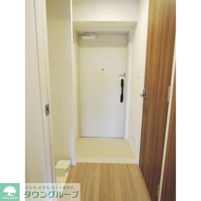 玄関　※写真は同タイプ住戸です。