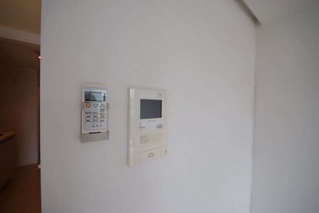 セキュリティ　モニター付インターホン