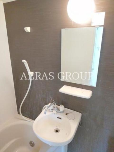 洗面設備　同仕様