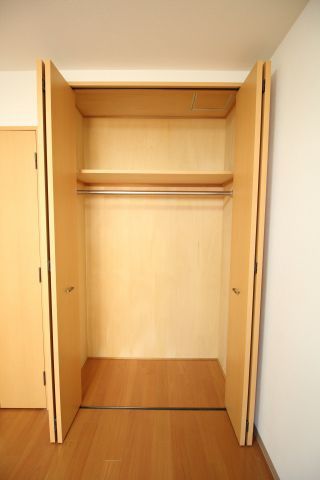 収納　（別タイプ参考写真）ルネッサ王子　北区王子2