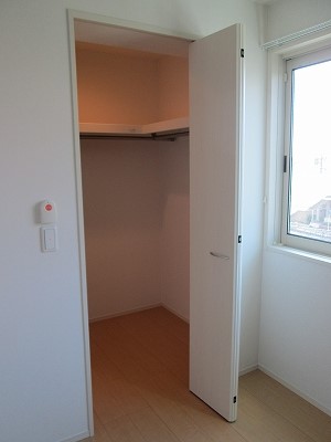 収納　ウォークインクローゼット