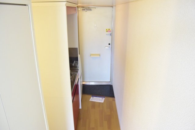 玄関　明るい玄関です。