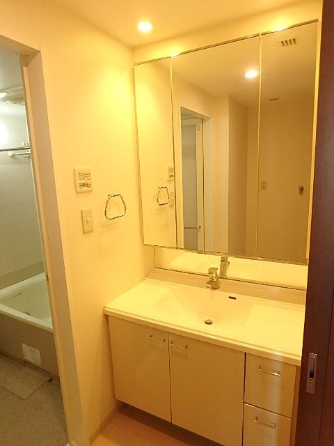 洗面設備　参考写真