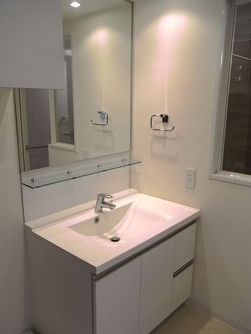 洗面設備　独立洗面化粧台