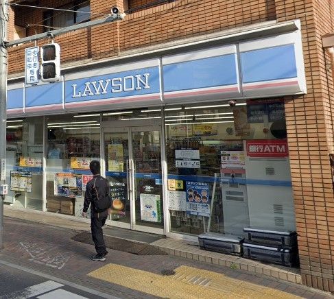 コンビニ　ローソン前野町店（コンビニ）まで160m