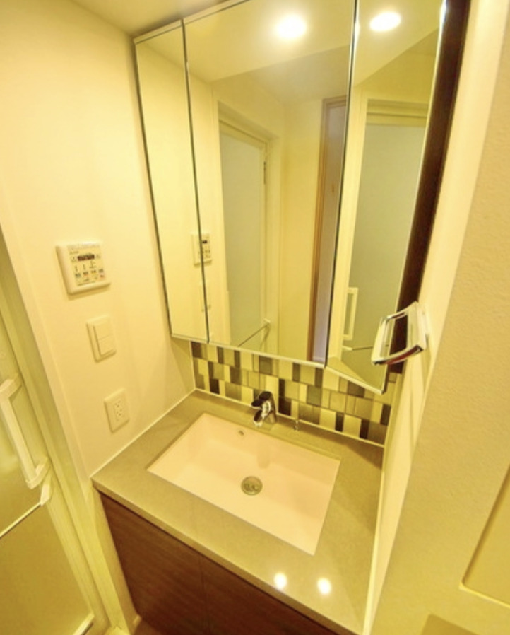 洗面設備　別部屋参考写真