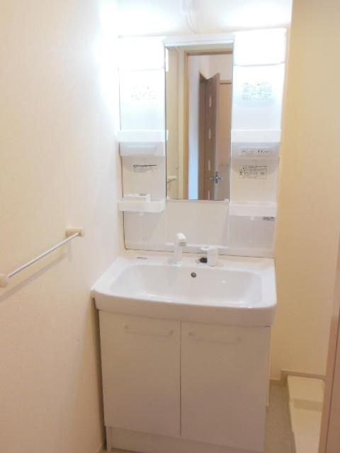 洗面設備　★お問い合わせはタウンハウジング神奈川橋本店まで★