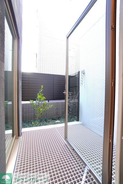 バルコニー　お部屋探しは株式会社　タウンハウジング　までお気軽にお問合…