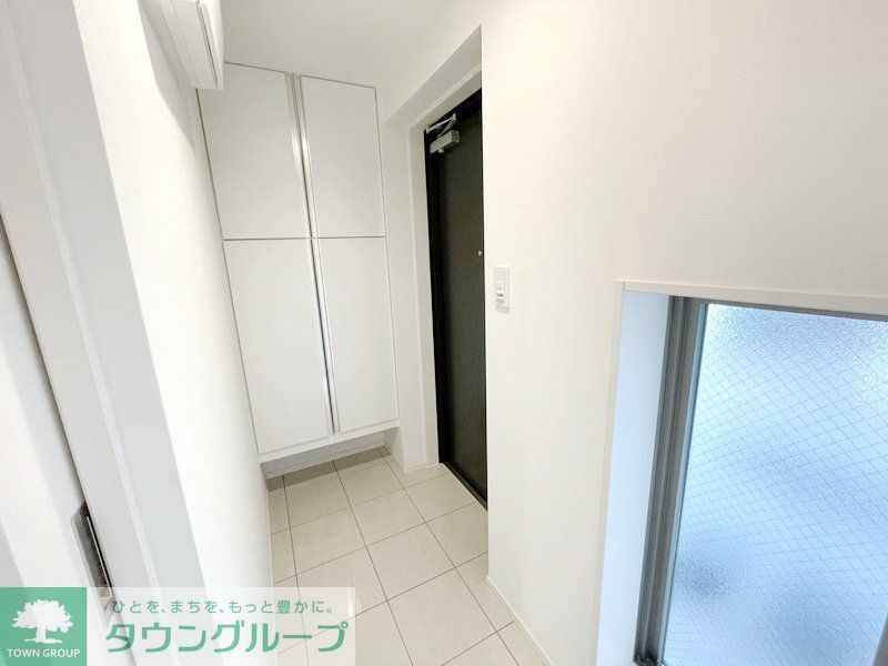 玄関　お部屋探しは株式会社　タウンハウジング　までお気軽にお問合…
