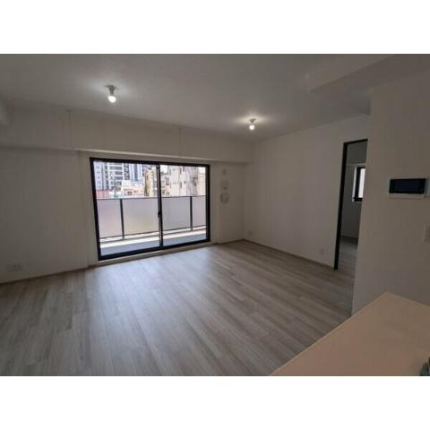 居室・リビング　室内